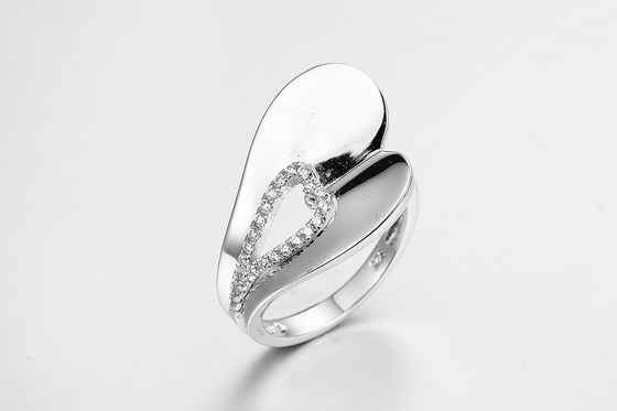 Klarer CZ Birnenförmiger 925 Silberband Ring Unisex / Damen Schmuck 2mm Breit