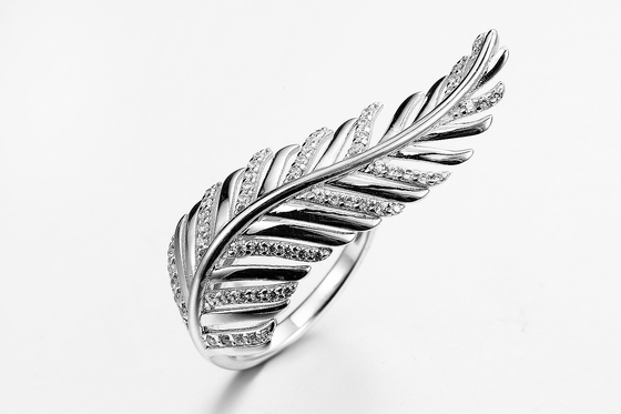 Inregular formen 925 silberne CZ-Ringe AAA Sterling Silver Angel Wing Ring
