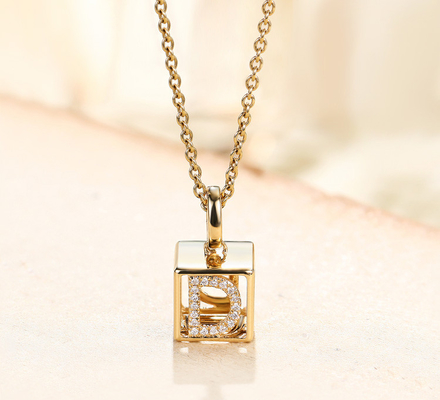 Würfel Diamond Necklaces A-Z Initials 3D 0.03ct 18K gelbes Gold