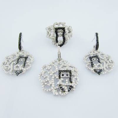Elegant Rhodium Plattiert 925 Silber Schmuck Set Klassik Design Bezel Setting Stud Ohrringe