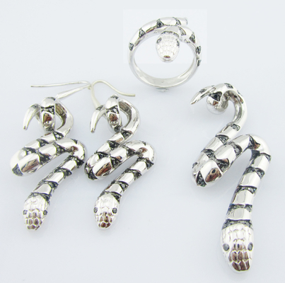 Klassischer Sterling Silber Schmuck mit 18 Zoll Bezel Set Link Armband