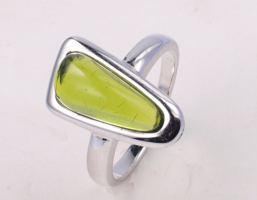 925-Silber-Edelstein-Ringe mit Rhodiumplattierung für Gelegenheitsfeiern und Hochzeitstage