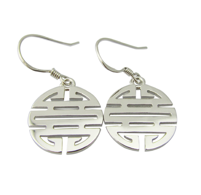 Chinese Happiness Ohrringe 925 CZ Sterling Silber Ohrringe Zart blumige Form für weibliches und elegantes Aussehen