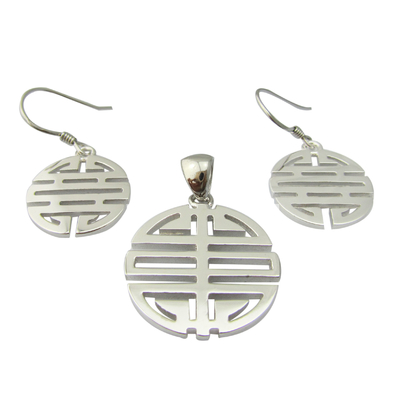 Chinese Happiness Ohrringe 925 CZ Sterling Silber Ohrringe Zart blumige Form für weibliches und elegantes Aussehen