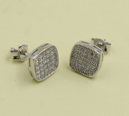 Sparkling Square Sterling Silber Stud Ohrringe mit Kubik Zirkonia einfache Sterling Silber Ohrringe Silber Post Ohrringe
