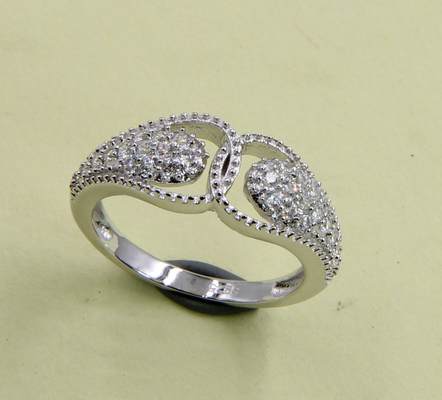 925 Sterling Silberbänder mit Kubikzirkonia Edelsteine im Herzen und ovale Formen Sterling Silber Kubik Zirkonia Ringe