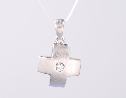 Neue Kreuzkollektion 925 Sterling Silber religiöser Anhänger mit schimmerndem kubischen Zirkonia Eis