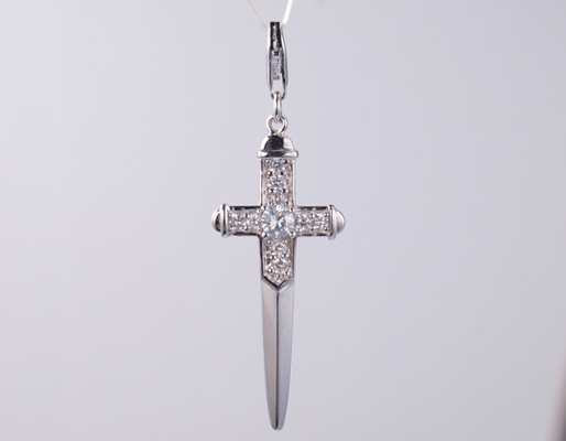 Neue Kreuzkollektion 925 Sterling Silber religiöser Anhänger mit schimmerndem kubischen Zirkonia Eis
