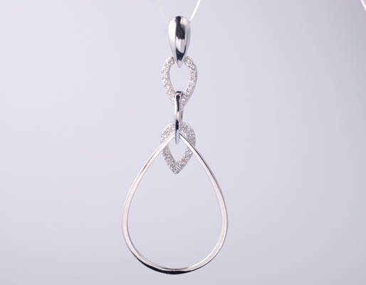 Kreisförmige Form Geometrische Sammlung Anhänger mit CZ Steinen 925 Sterling Silber Schmuck Accessoires Silber Sterling Silber Anhänger Silber cz Anhänger Geometrie